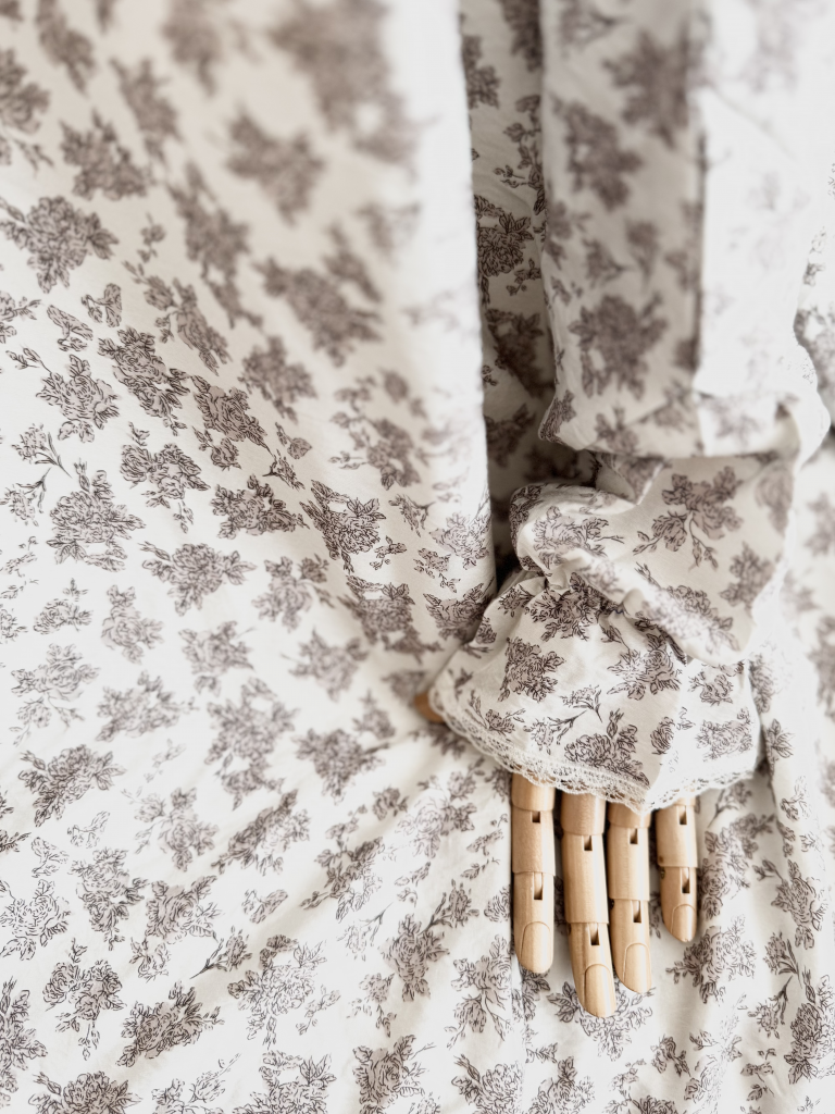 taupe2